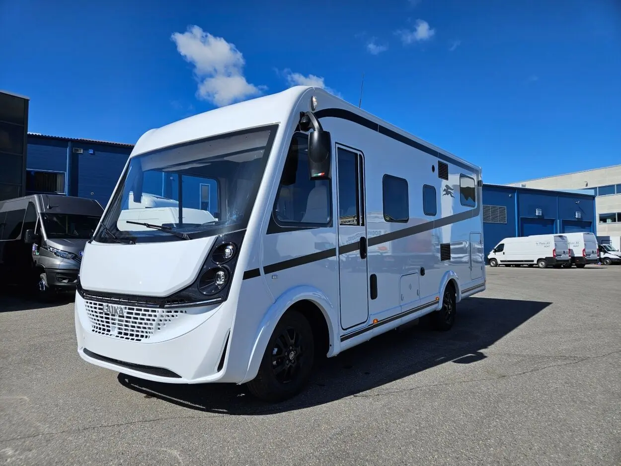 Matkaauto Laika Cosmo