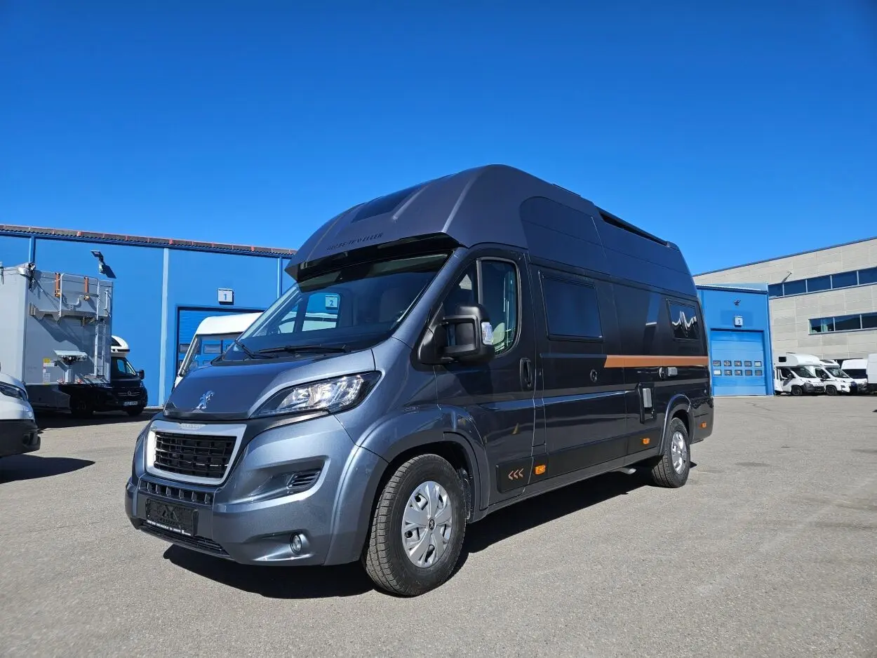 Matkaauto Globe-Traveller VOYAGER