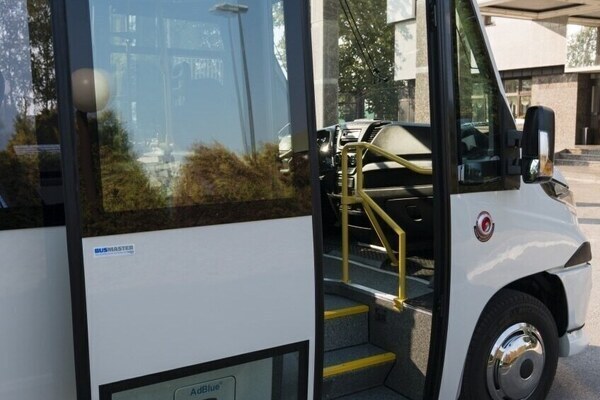 P Suburban Bus 5. pilt